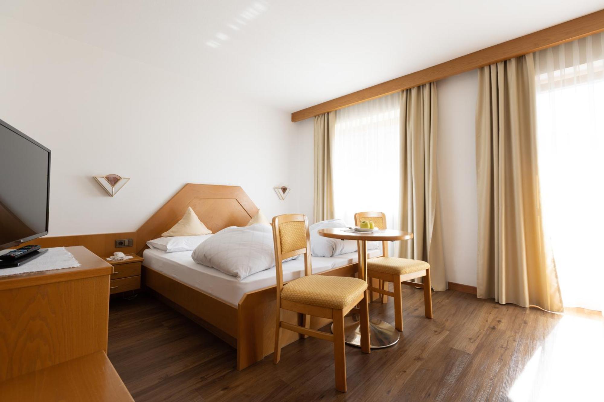 B&B Hotel Mair Am Turm Tirolo Kültér fotó